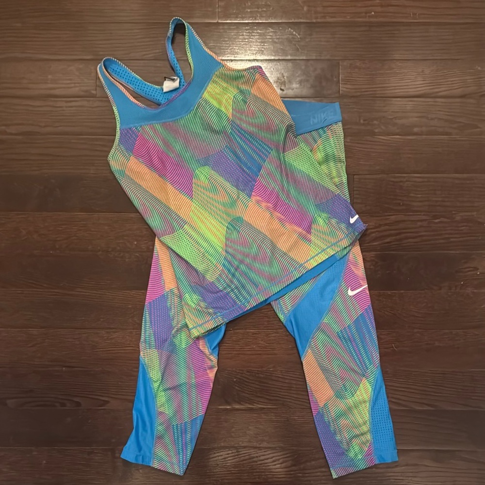 Nike Blue and Green Leggings Athletic Performance